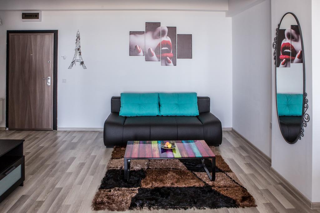 Oasis By The Sea - Summerland Apartment Mamaia Dış mekan fotoğraf