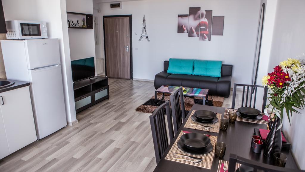 Oasis By The Sea - Summerland Apartment Mamaia Dış mekan fotoğraf