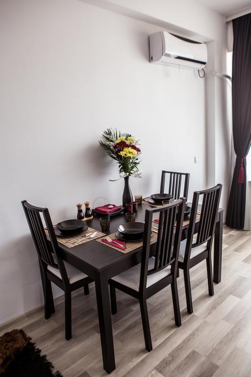 Oasis By The Sea - Summerland Apartment Mamaia Dış mekan fotoğraf